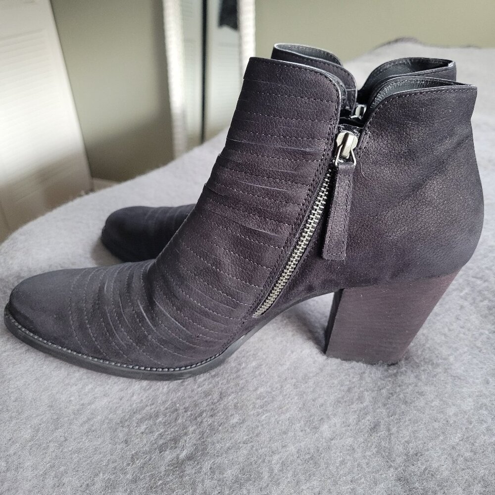Paul Green Women's Leather Heeled Ankle Boot Booties